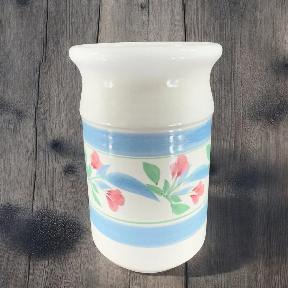 Patton‎ Hand Made Stoneware Pottery Vase Vessel Hand Crafted Floral Pattern VTG